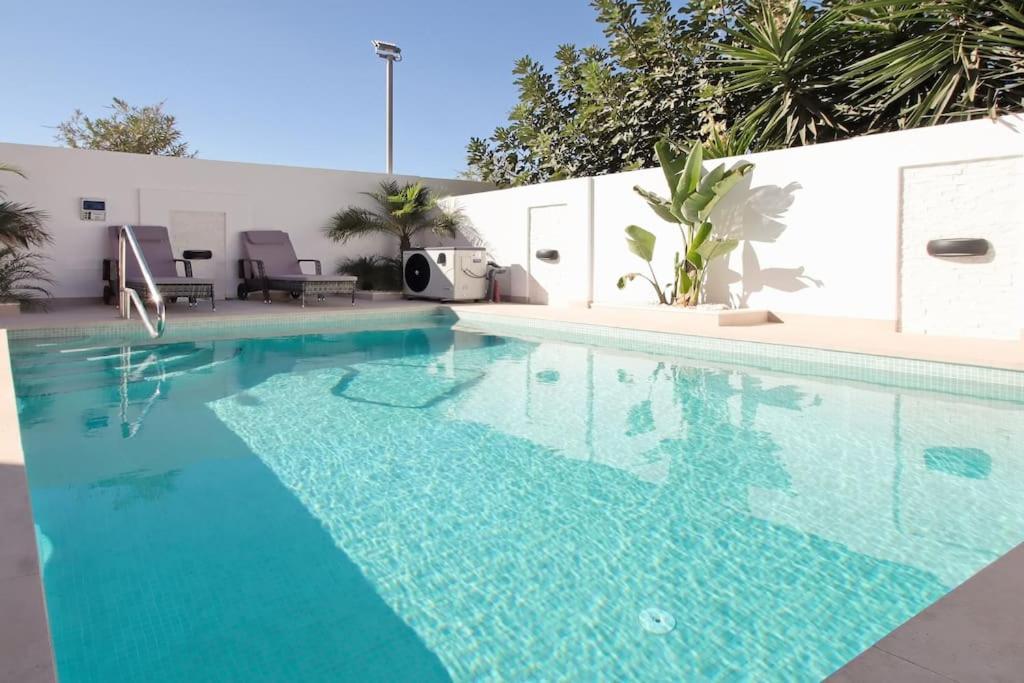 Вилла Casa Olivia With Pool Heating Fee Торевьиа Экстерьер фото